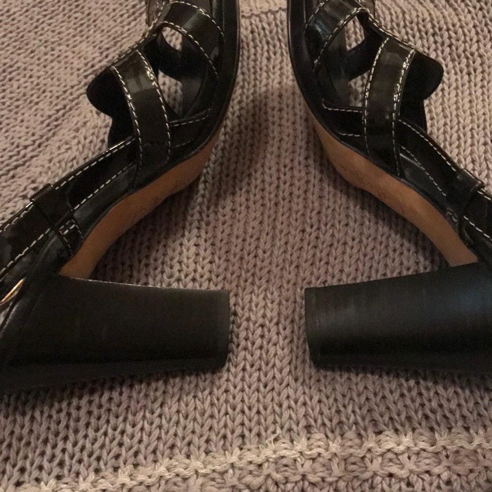 Cole Haan sandals - Picture 3 of 4